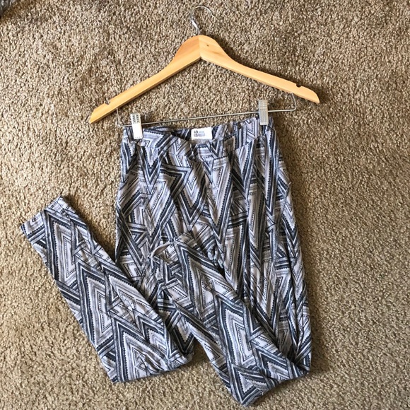 Volcom pants - Picture 2 of 7